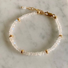Load image into Gallery viewer, Marvellous Moonstone