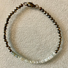 Load image into Gallery viewer, Moss Aquamarine