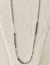 Load image into Gallery viewer, Labradorite and Silver